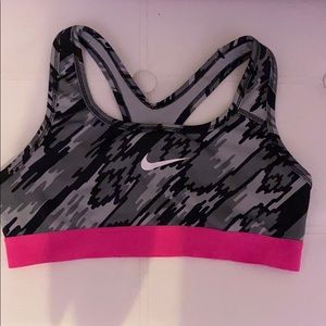 Nike razor back sports bra